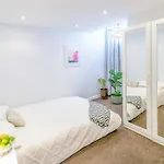 Luxury Apt Sydney